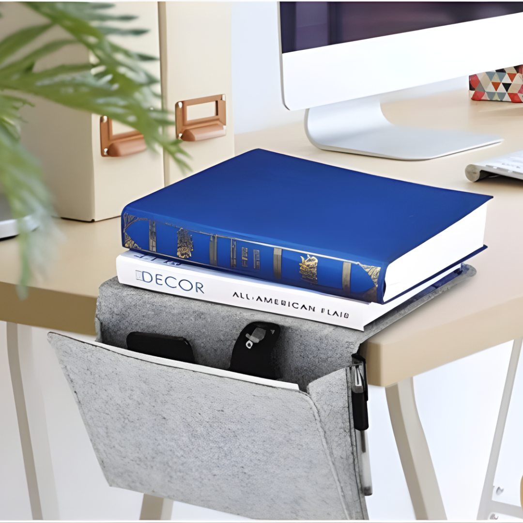 CARPETA DE FELPA GRIS OSCURO – Comodidad, orden y estilo al alcance de tu cama