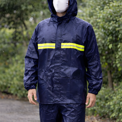 TRAJE IMPERMEABLE – Llega seco, visible y con estilo — protección total para la lluvia en moto o en la calle